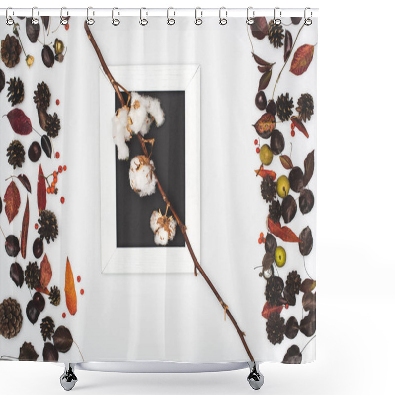 Personality  Cotton Flowers In Frame Shower Curtains