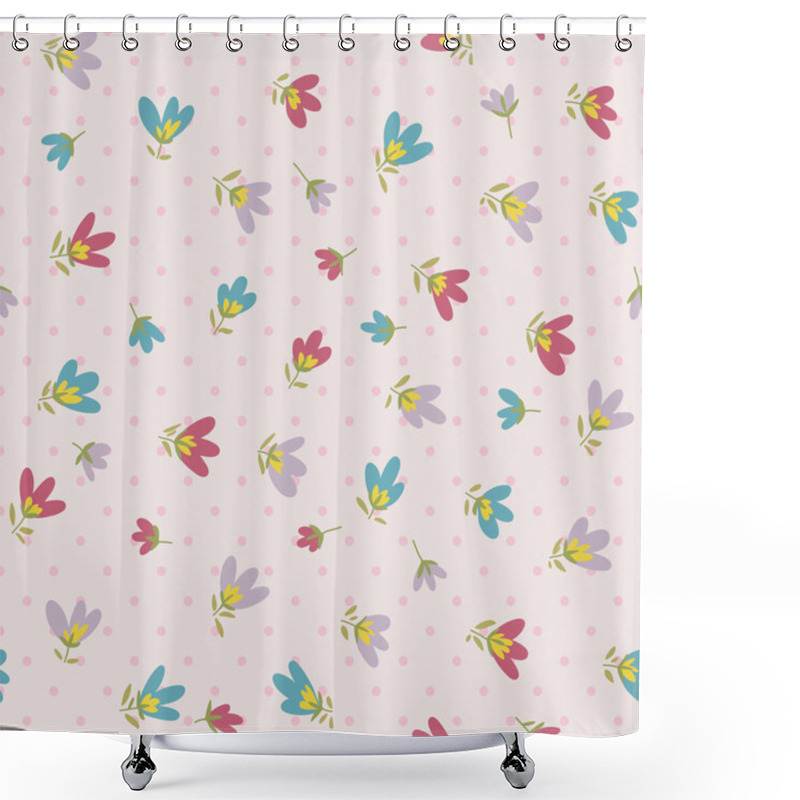 Personality  Flower Pattern. Spring Vector Hand-drawn Doodle  Shower Curtains