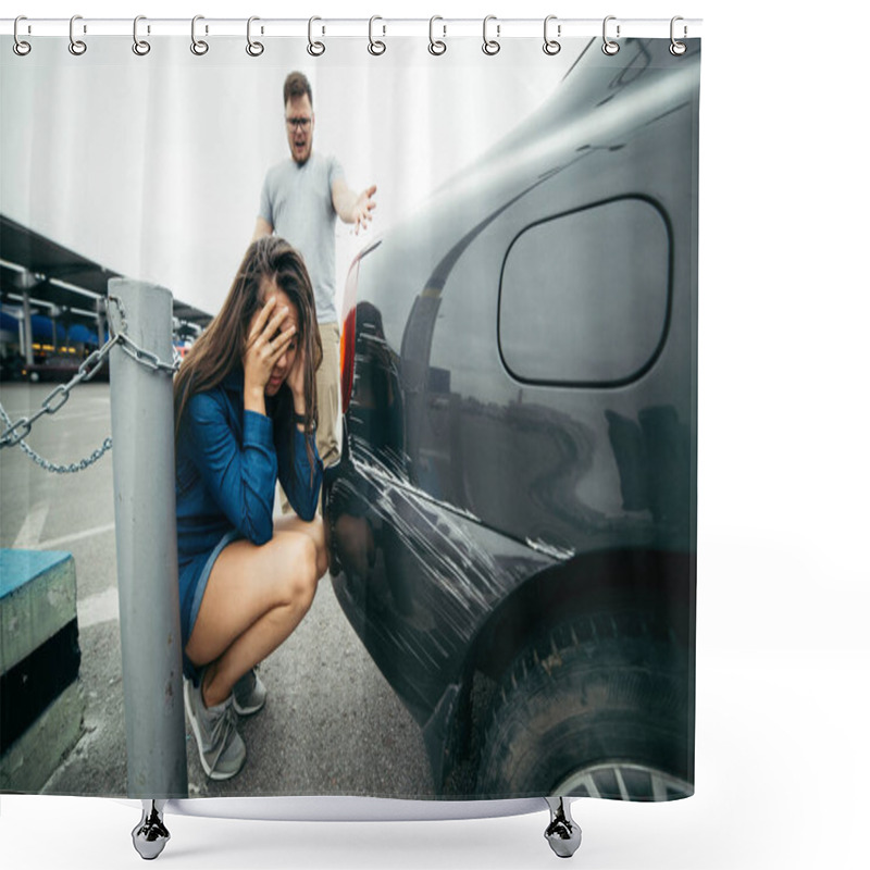 Personality  Man Shout On Woman Because Of Scratched Car Shower Curtains