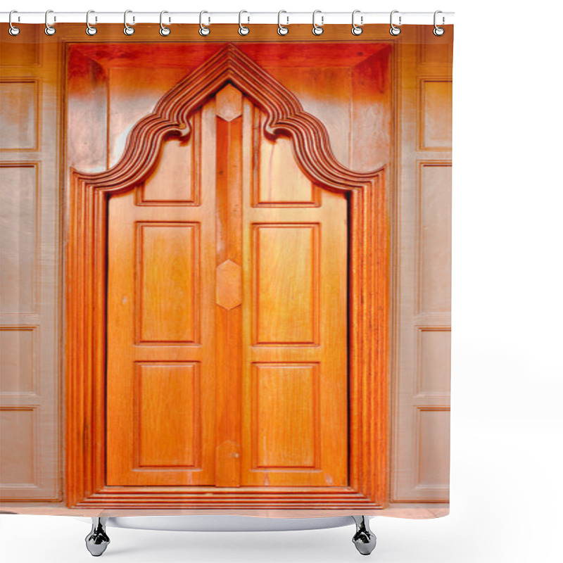 Personality  Thai Style Wooden Temple Door Shower Curtains