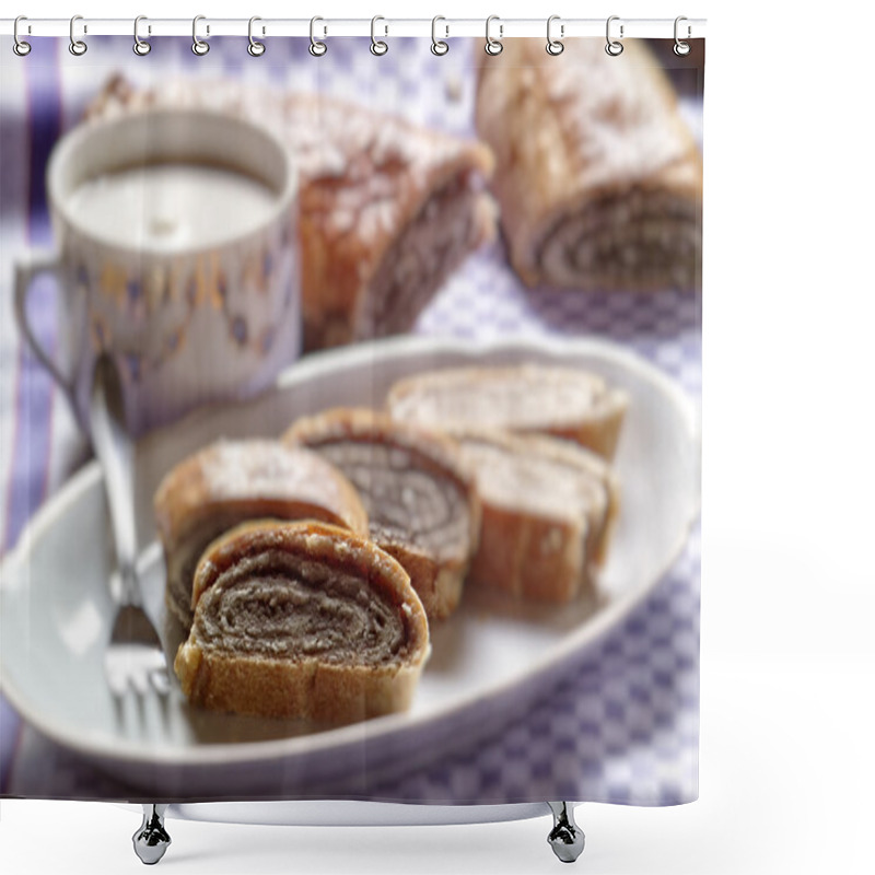 Personality  Nut Cake Shower Curtains