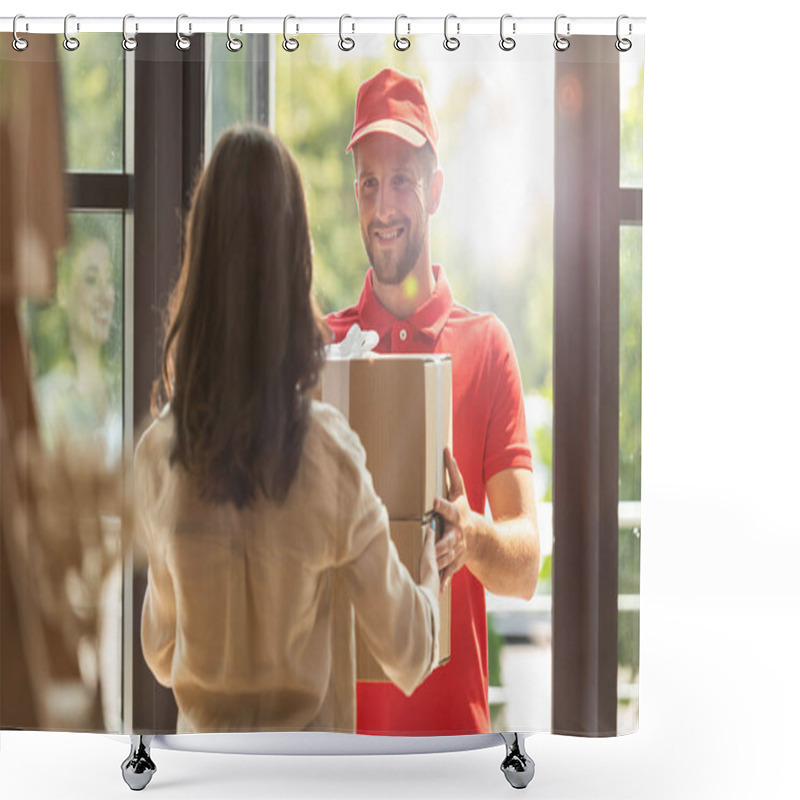 Personality  Back View Of Woman Receiving Carton Box From Happy Delivery Man   Shower Curtains