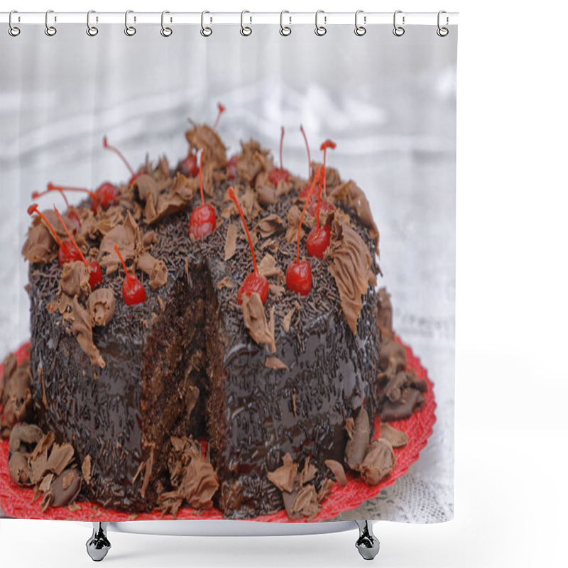 Personality  Fresh Baked Chocolate Cake With Cocoa Powder Glaze Decorated With Cherries On Red Dish Shower Curtains