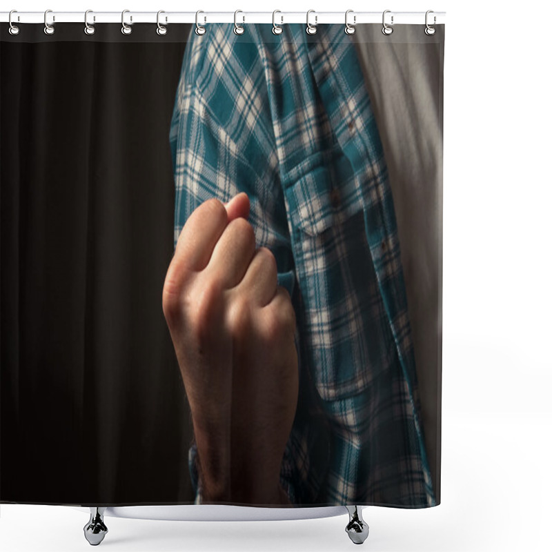 Personality  Casual Man's Fist Shower Curtains