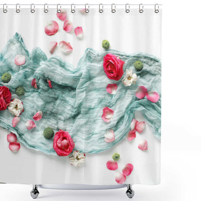 Personality  Blue Textile And Red Roses Shower Curtains