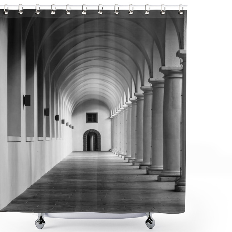 Personality  Corridor Archway Perspective Shower Curtains