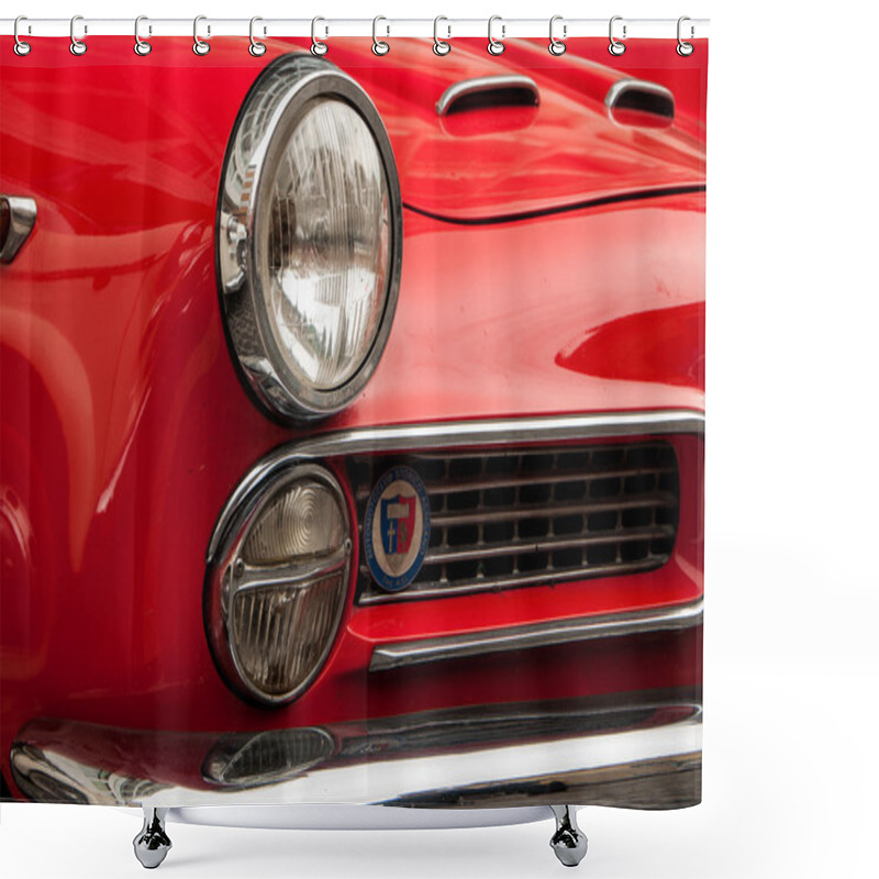 Personality  Detail Old Car Fiat Shower Curtains