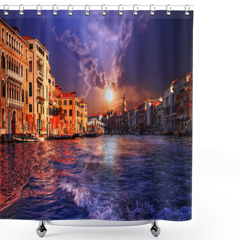 Personality  Venice Grand Canal Shower Curtains