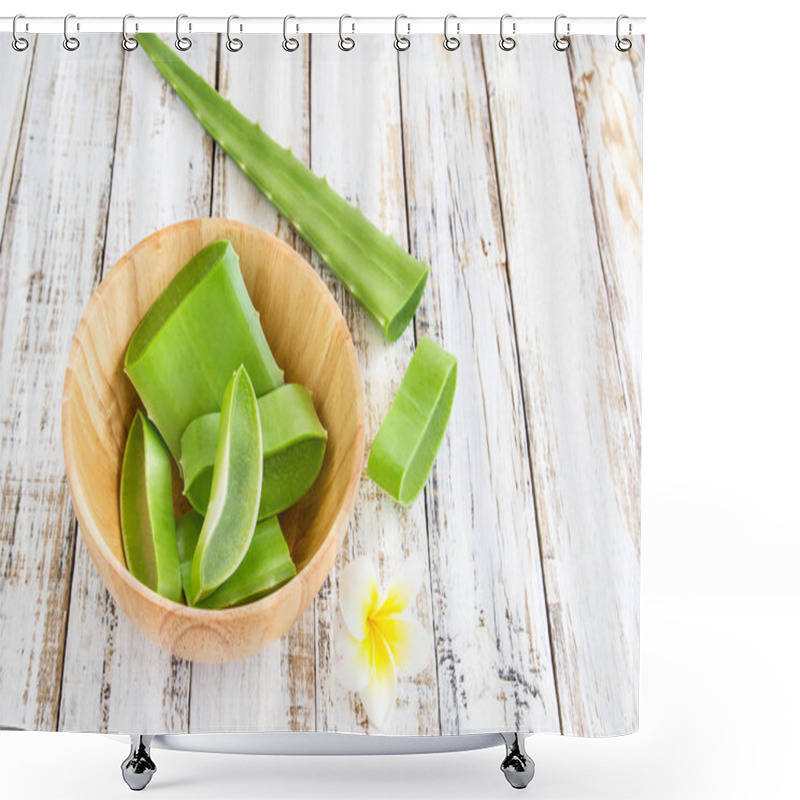 Personality  Aloe Vera Leaves In Wooden Bowl On Wooden Table Shower Curtains