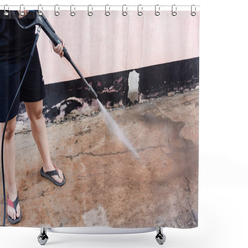 Personality  Worker Cleaning Dirty Floor With High Pressure Washe Shower Curtains