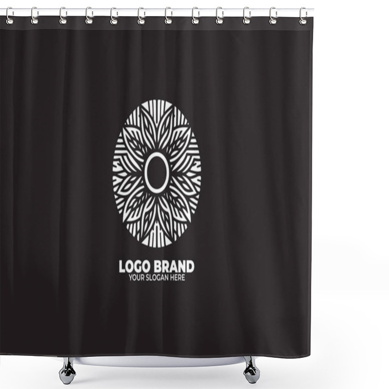 Personality  A Circular Leaf Design With Intricate Lines Radiating Outward Shower Curtains