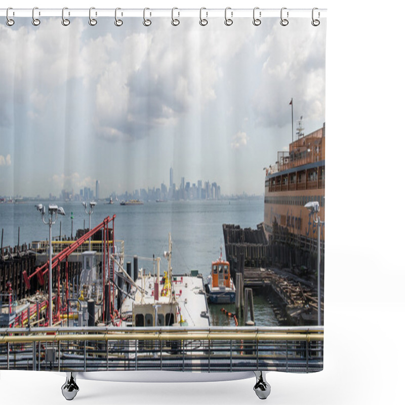 Personality  Manhattan Skyline Shower Curtains