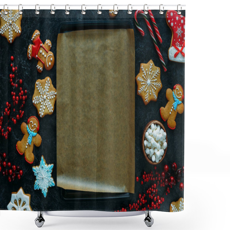 Personality  Gingerbreads Around Baking Tray Shower Curtains