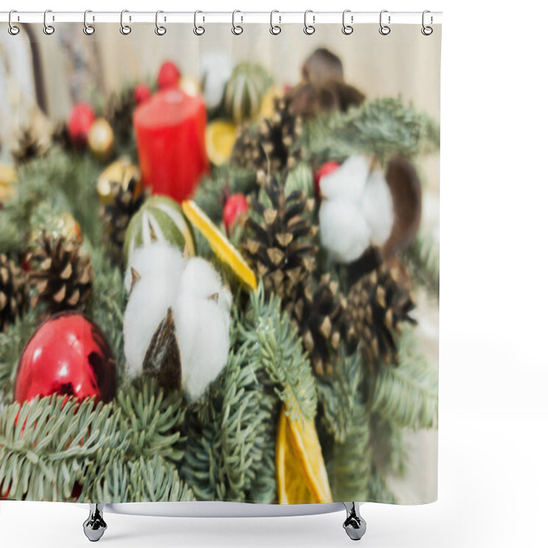 Personality  Wreath At The Christmas Theme Shower Curtains