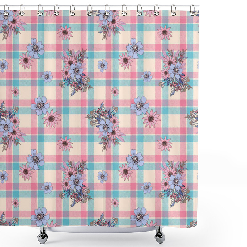 Personality  Ditsy Flowers Seamless Pattern. Fashionable Print For Textiles, Wallpaper And Packaging On Colorful Plaid  Shower Curtains