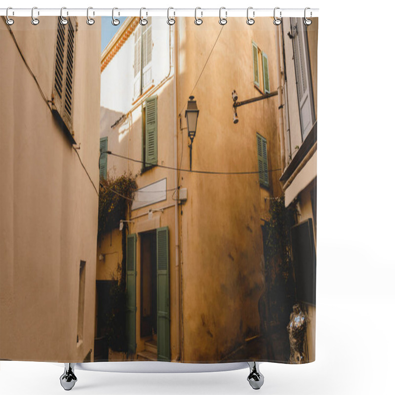 Personality  Grungy Buildings Shower Curtains