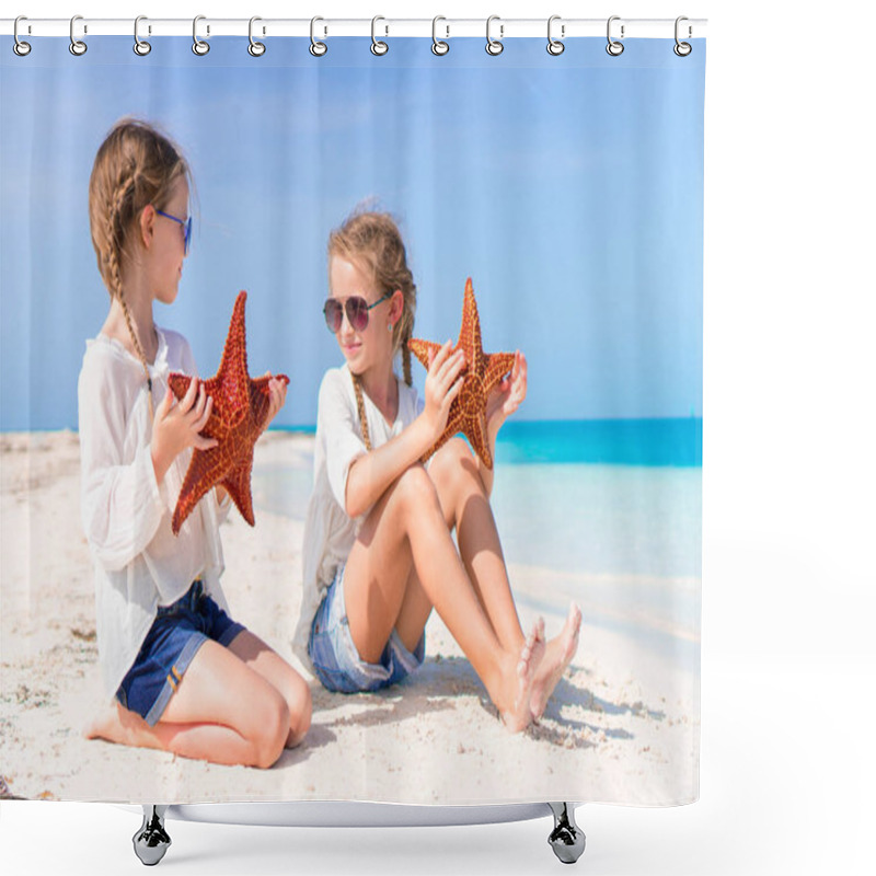 Personality  Adorable Little Girls With Starfishes On White Empty Beach Shower Curtains