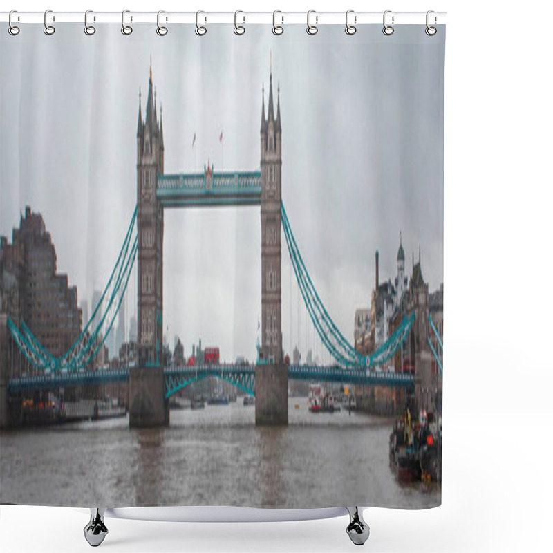 Personality  Scenic View Of London City Bridge And Buildings Shower Curtains