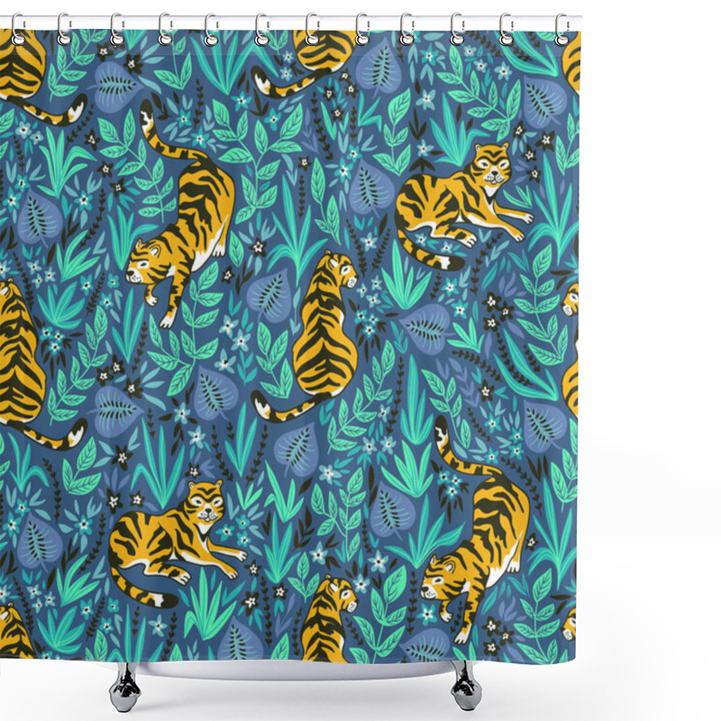 Personality   Seamless Pattern With Tigers Shower Curtains