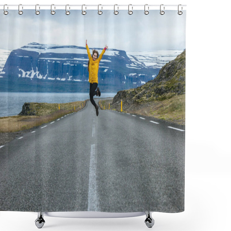 Personality  Jumping Shower Curtains