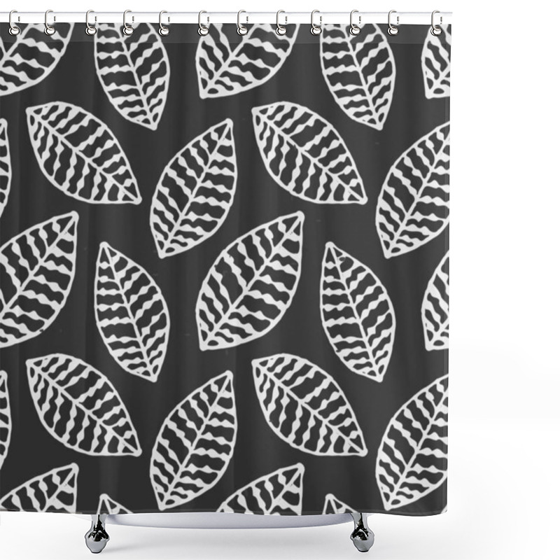 Personality  Hand Drawn Leaves Seamless Pattern Shower Curtains