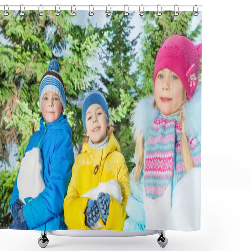 Personality  Boys And Girl With Snow Balls Shower Curtains