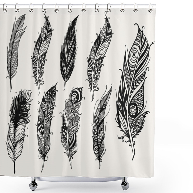 Personality  Set Of Hand Drawn Rustic Decorative Feathers Shower Curtains