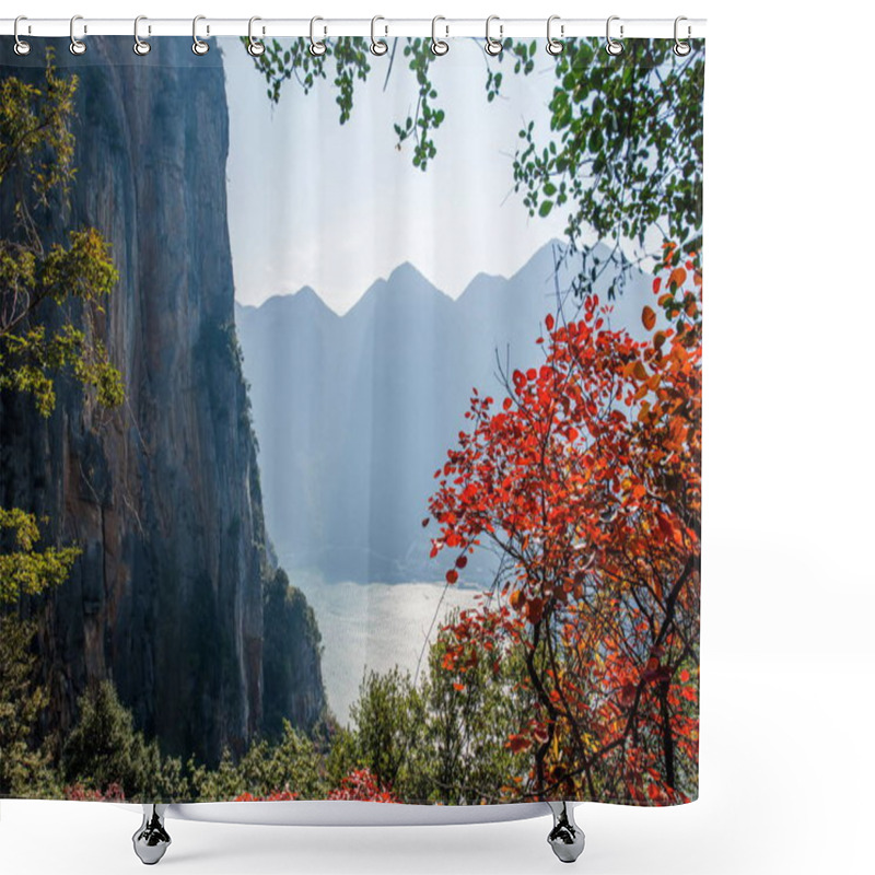 Personality  Yangtze River Three Gorges Wu Gorge Shower Curtains