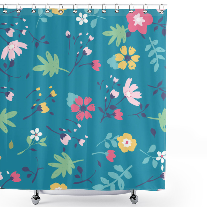 Personality  Seamless Summer Tiny Flower Pattern Background Shower Curtains