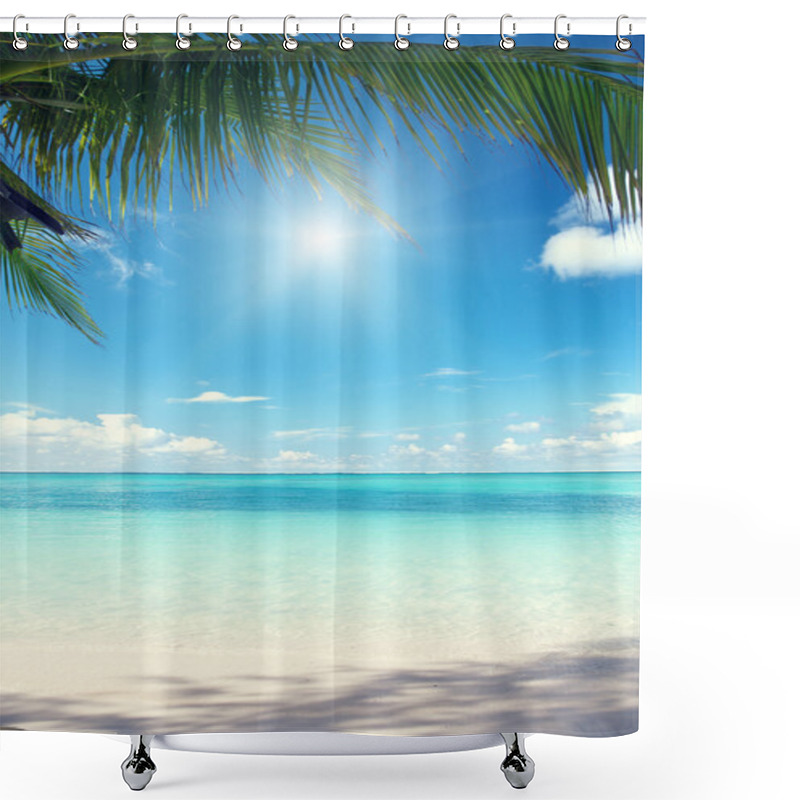 Personality  Caribbean Sea And Coconut Palms Shower Curtains