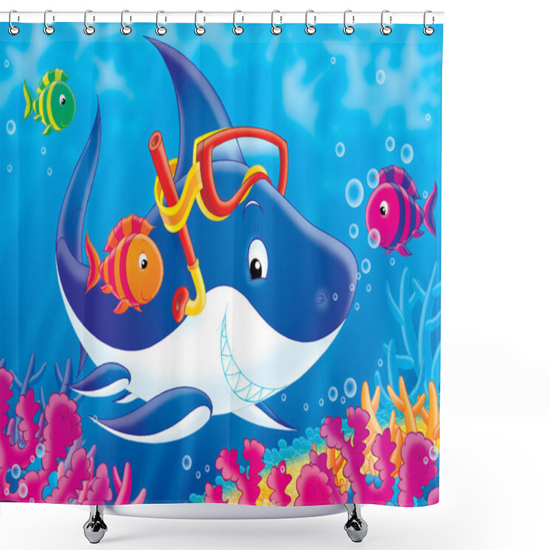 Personality  Great White Shark Shower Curtains