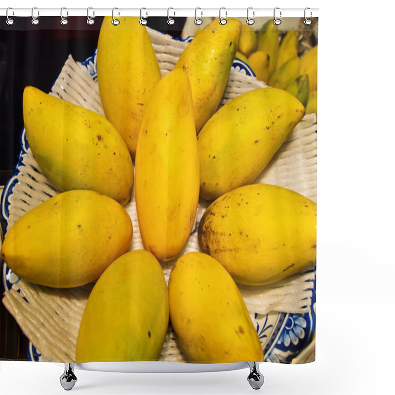 Personality  Golden Mangoes Background Shower Curtains