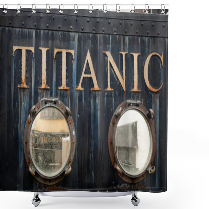 Personality  Titanic Sign, Door And Round Glasses In CobhTitanic Door Shower Curtains