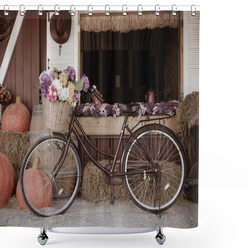 Personality  Bicycle And Flowers. Shower Curtains