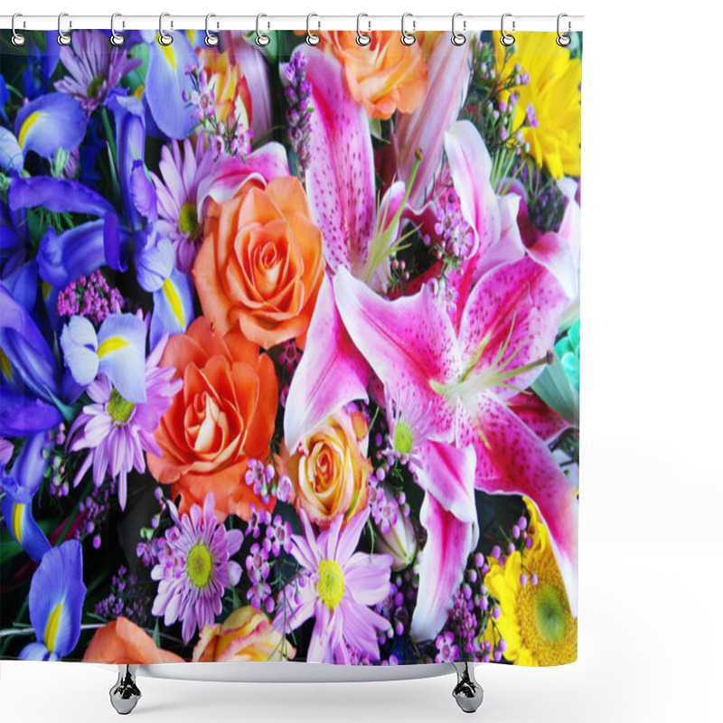 Personality  Bouquet Of Vibrant Flowers Shower Curtains