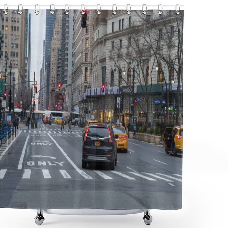 Personality  New York City - Circa 2018: Manhattan Street View Morning Traffic Driving On Avenue Through Herald Square Shower Curtains