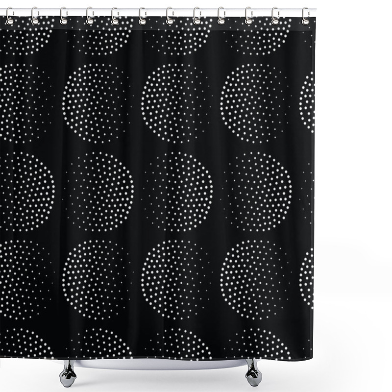 Personality  Vector Geometric Seamless Pattern. Repeating Abstract Circles Gr Shower Curtains