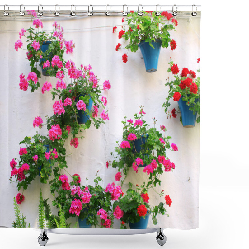 Personality  Flowerpots With Geranium Shower Curtains