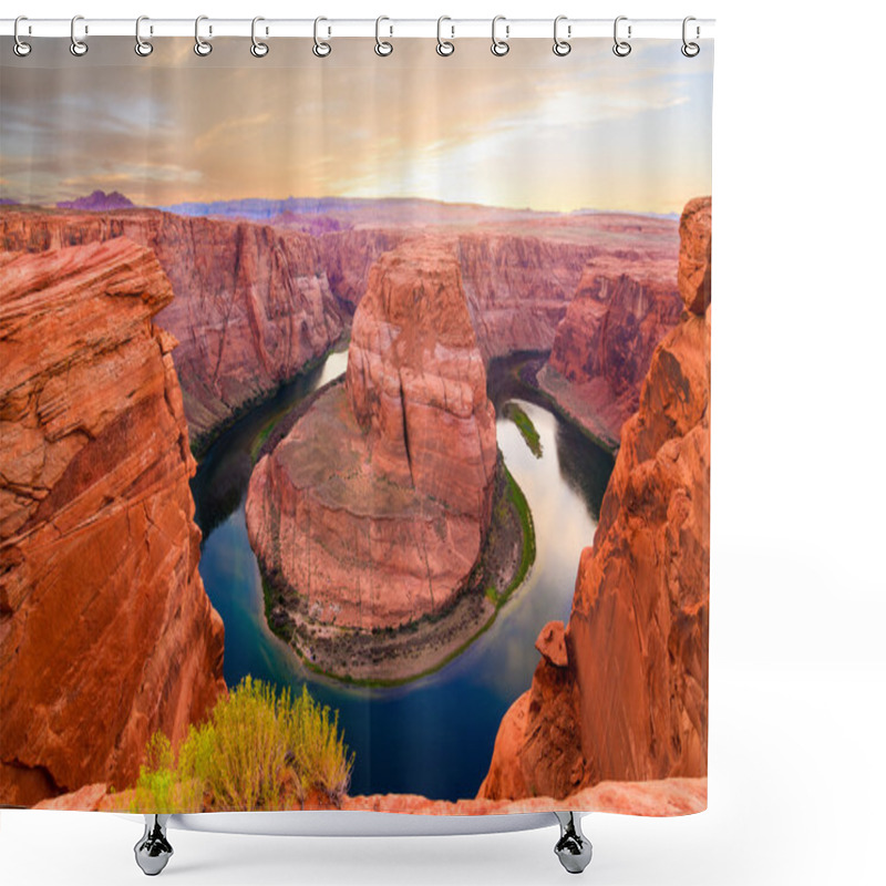 Personality  Nice Image Of Horseshoe Bend Shower Curtains