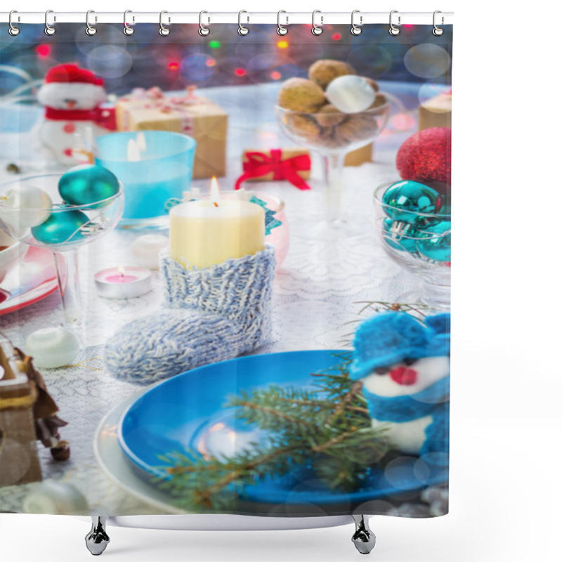 Personality  Christmas Festive Xmas Eve Table Board Setting New Year Snowman Shower Curtains