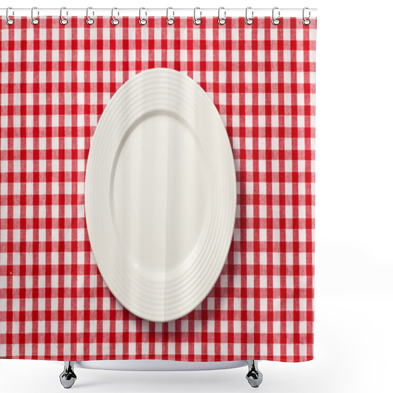 Personality  White Plate On Checkered Tablecloth Shower Curtains