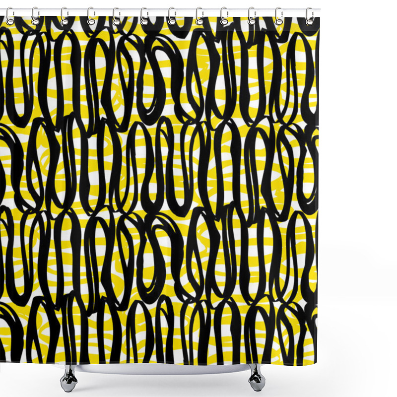 Personality  Seamless Bold Pattern With Doodles And Lines Shower Curtains