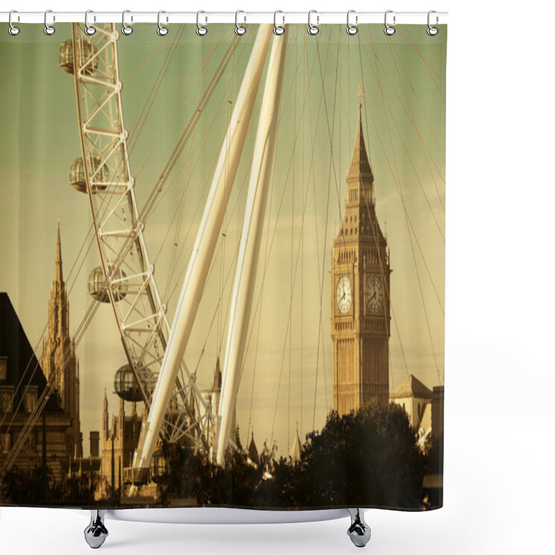 Personality  London Eye Shower Curtains