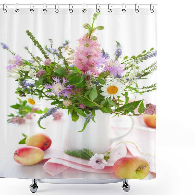 Personality  Apples And Summer Flowers Shower Curtains