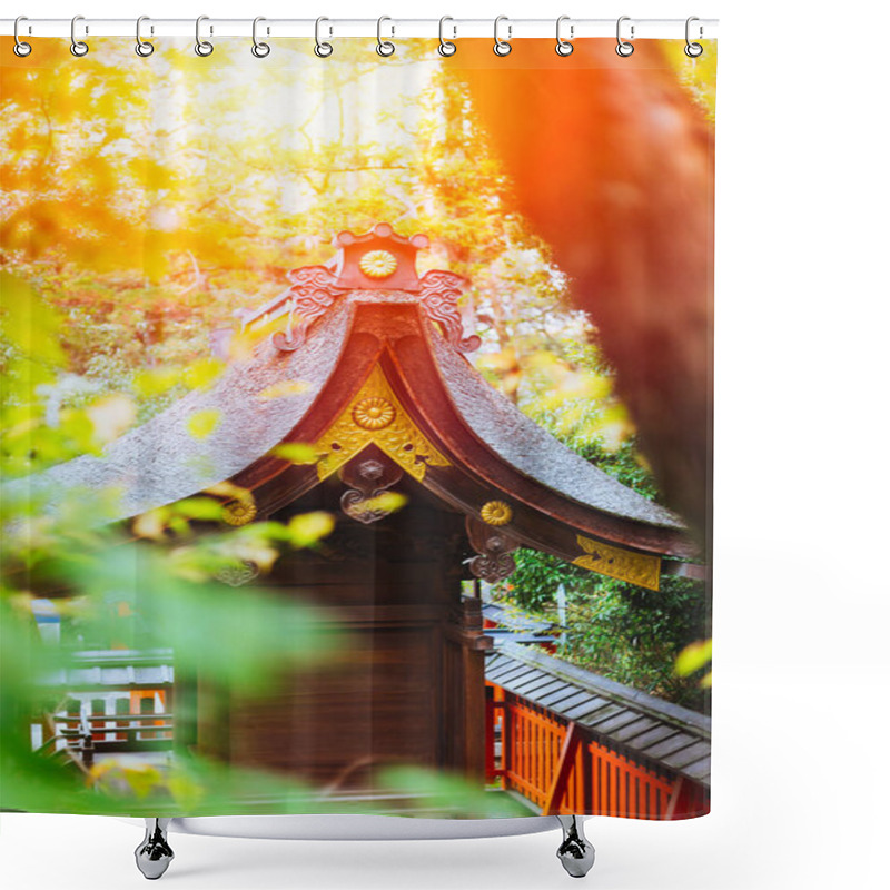 Personality  Beautiful Maple Leaf In Japan Autumn Shower Curtains