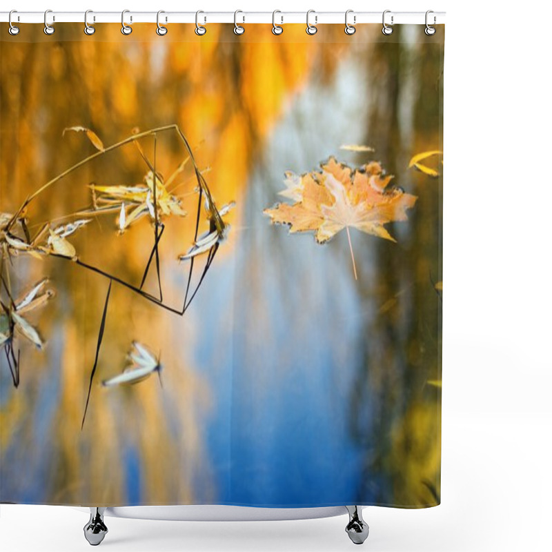 Personality  Beautiful Fall Shower Curtains