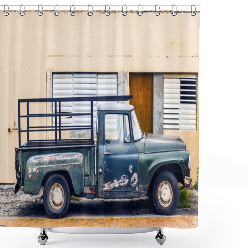 Personality  Old Pick Up Truck Shower Curtains