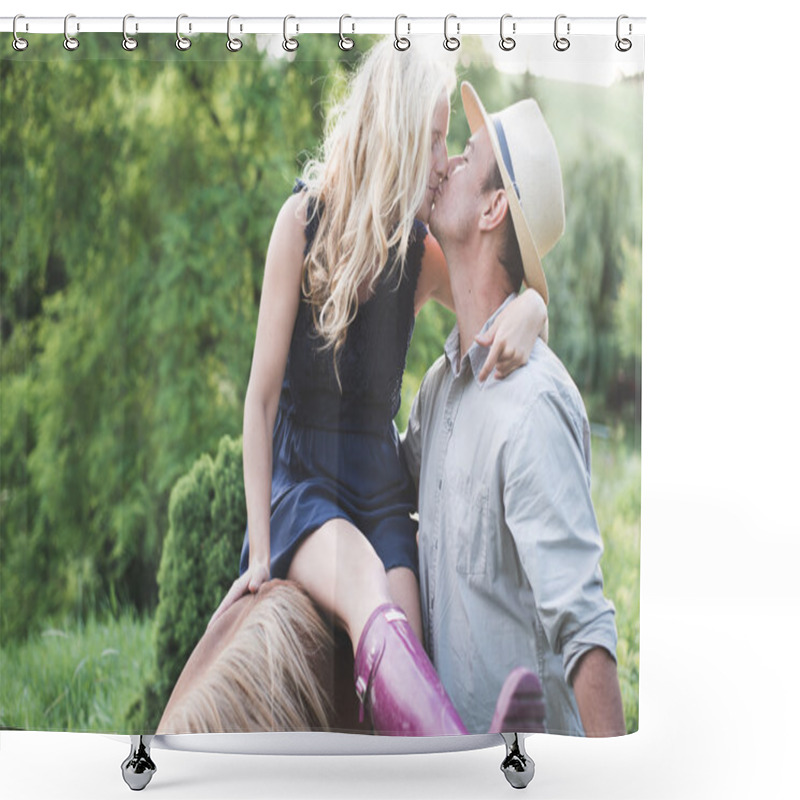 Personality  Coutry Living, Happy Loving Couple Shower Curtains