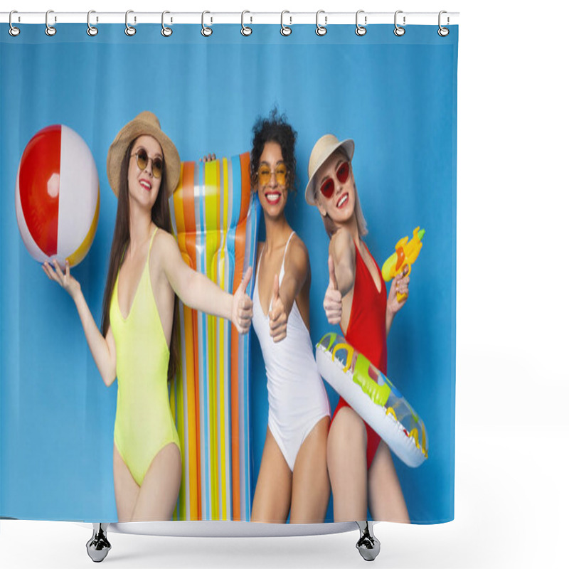 Personality  Diverse Young Women Enjoying Summer Vacation With Swim Toys Shower Curtains