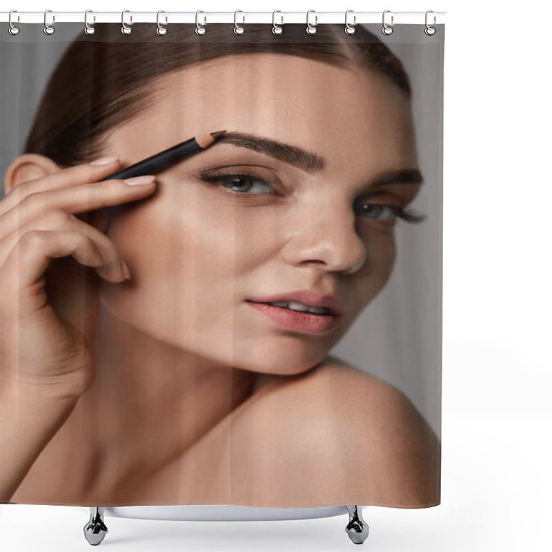 Personality  Beautiful Sexy Woman Contouring Eyebrows. Glamorous Makeup Shower Curtains